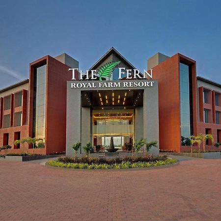 The Fern Royal Farm Resort, Anjār エクステリア 写真